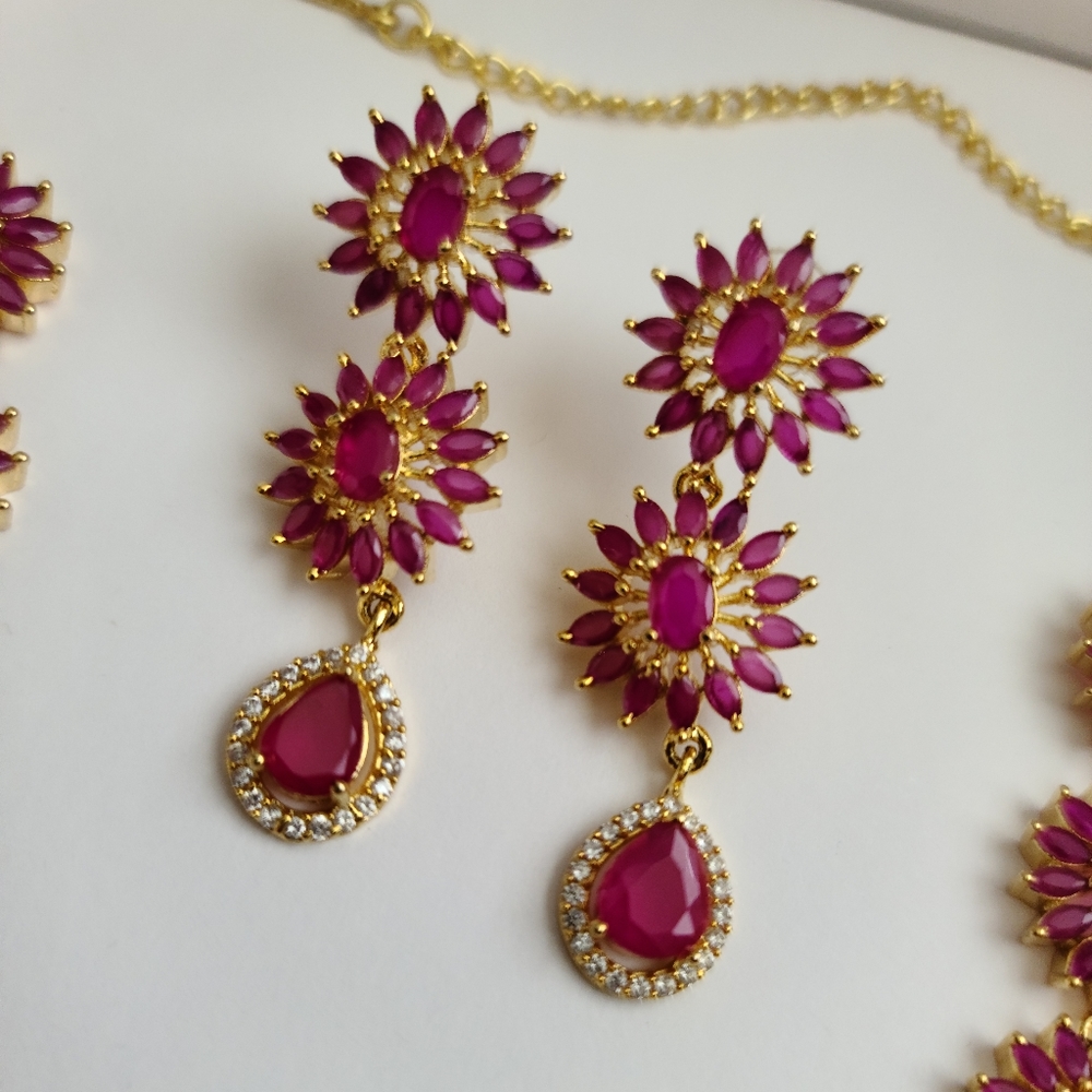 Red earring and necklace set Pakistani/Indian